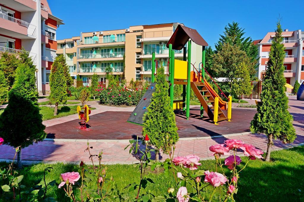Gt Sunny Fort Apartments Slantschew brjag Exterior foto